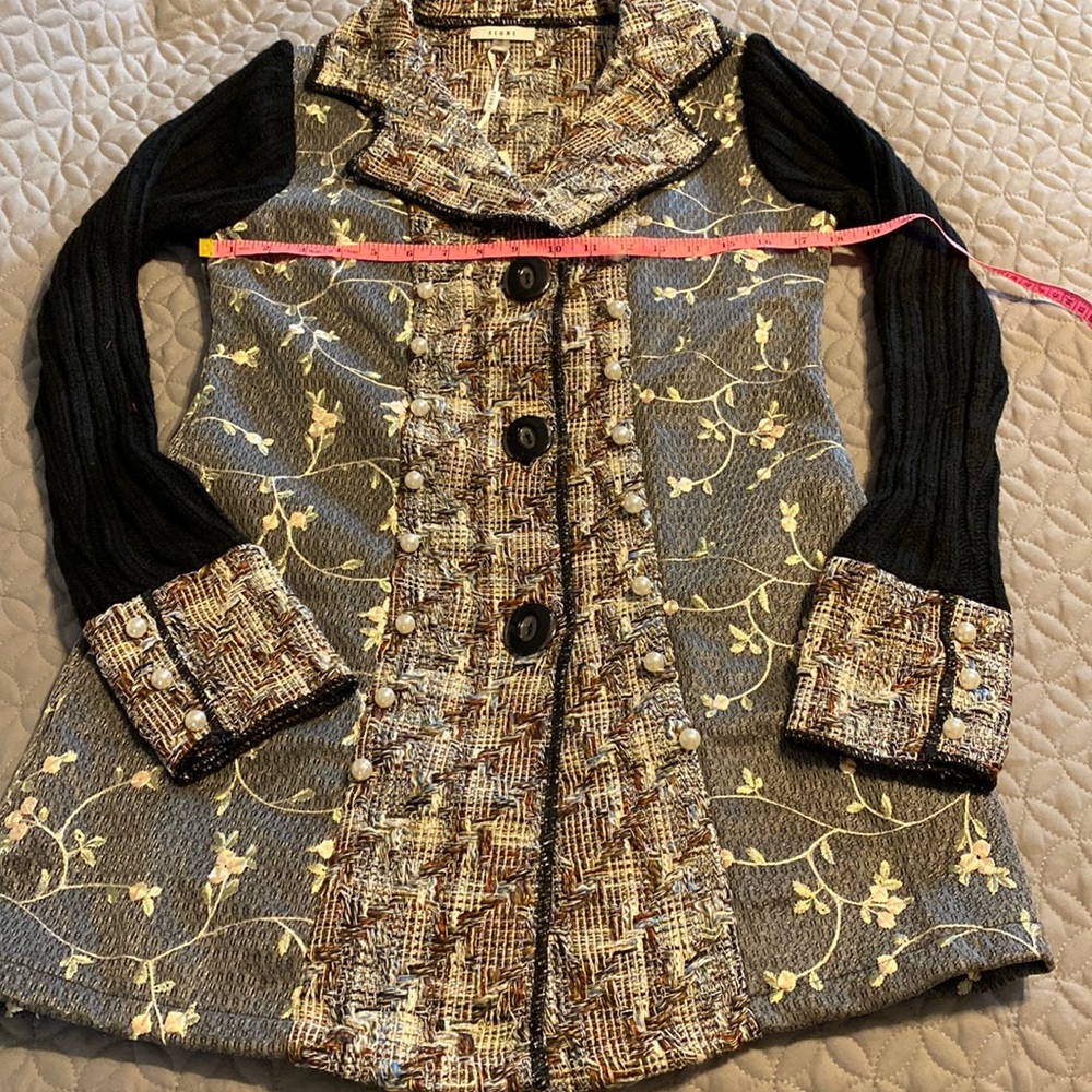 Sioni Coatigan Mixed Media Jacket w/Sweater Sleeves medium